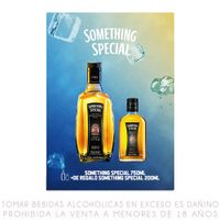 Pack Whisky Something Special: Botella 750ml + Botella 200ml
